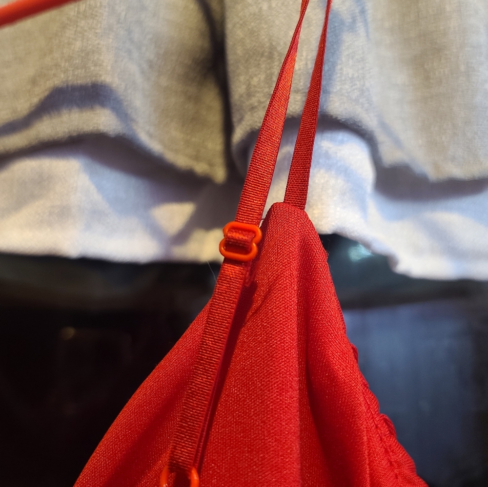 Dress - Picture 8 of 9